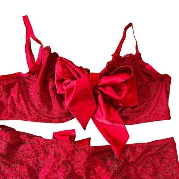Torrid Womens 2X Bra 3X Cheeky Panty Red Bow Set Underwire Lingerie Open Back - Picture 5 of 10